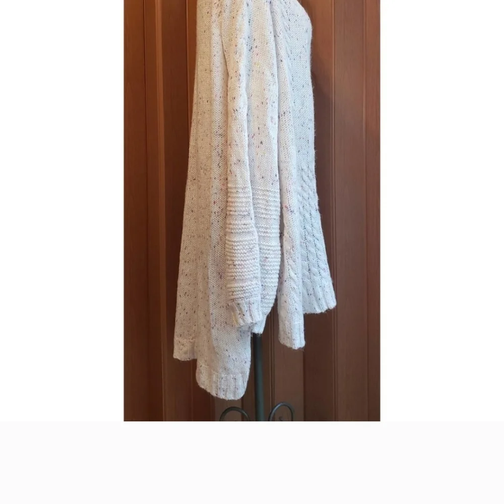 Roaman's V-Neck Sweater - Cream.sparkle Confetti - Picture 6 of 8